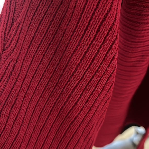 Red Due per Due Collection cardigan size small - Picture 3 of 4